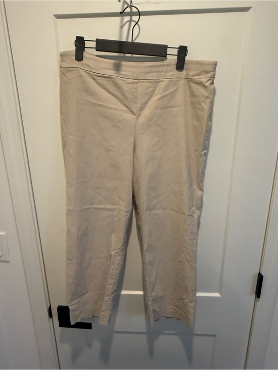 Pants - Beige Cropped Pants
